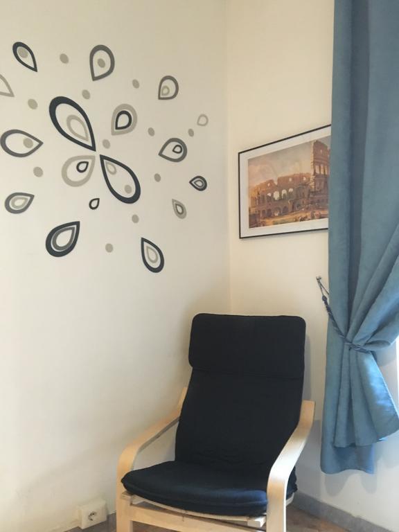 Delightful Apartment 100 Meters From The Colosseum Dış mekan fotoğraf