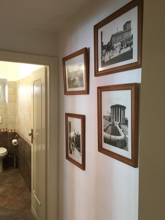 Delightful Apartment 100 Meters From The Colosseum Dış mekan fotoğraf