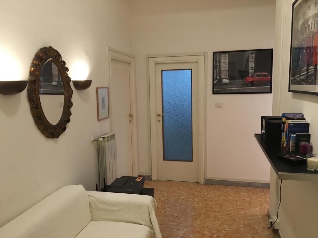 Delightful Apartment 100 Meters From The Colosseum Dış mekan fotoğraf
