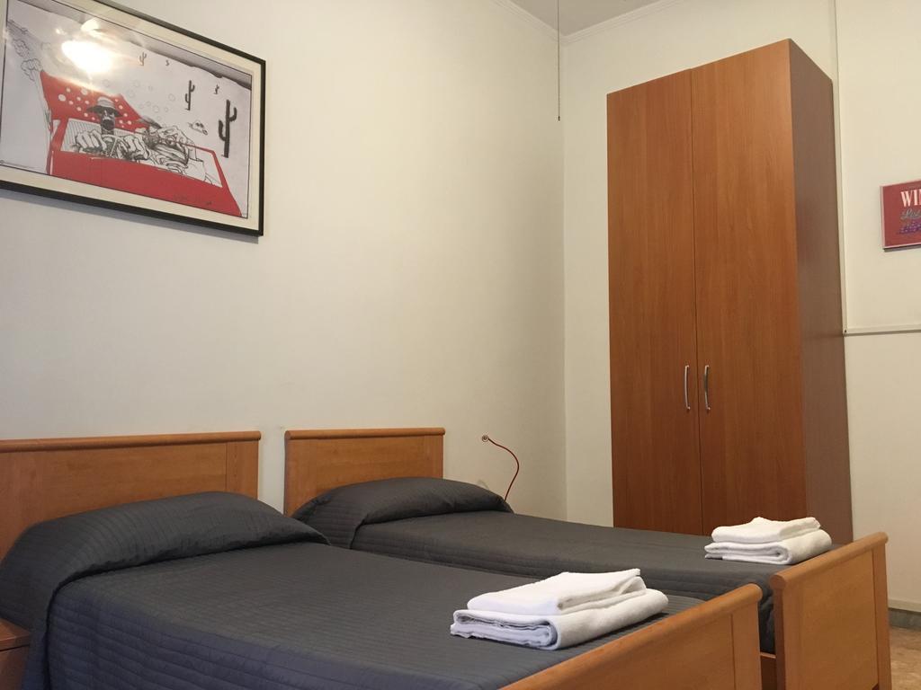 Delightful Apartment 100 Meters From The Colosseum Dış mekan fotoğraf