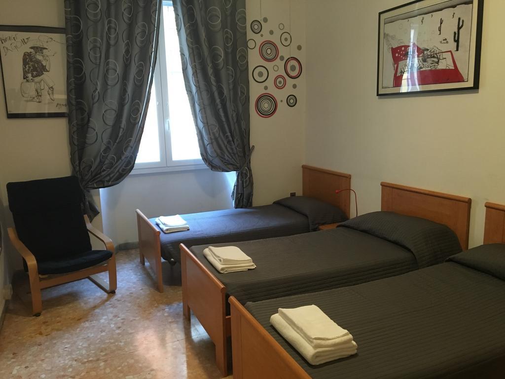 Delightful Apartment 100 Meters From The Colosseum Dış mekan fotoğraf